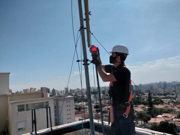 Manutenção Em Condomínios